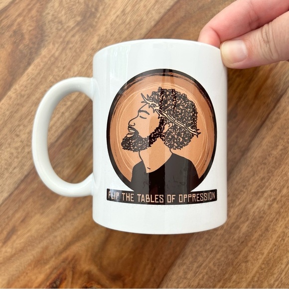 Jesus mug “flip the tables of oppression” - Picture 3 of 4